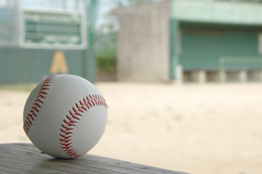 中学生から硬式野球を始めるあなたへ、中学生に大人気の商品と中学硬式野球全5リーグを紹介!!